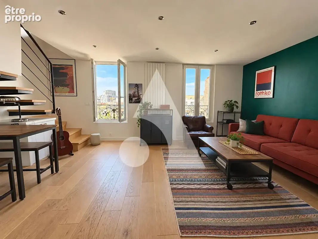 Beau duplex lumineux en dernier étage, Proche Paris - photo 1