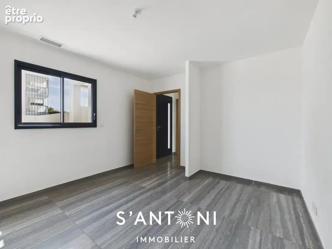 Vias  maison neuve 113 m²  5 pièces  4 chambres  garage  terrain piscinable  dpe a/a - photo 8