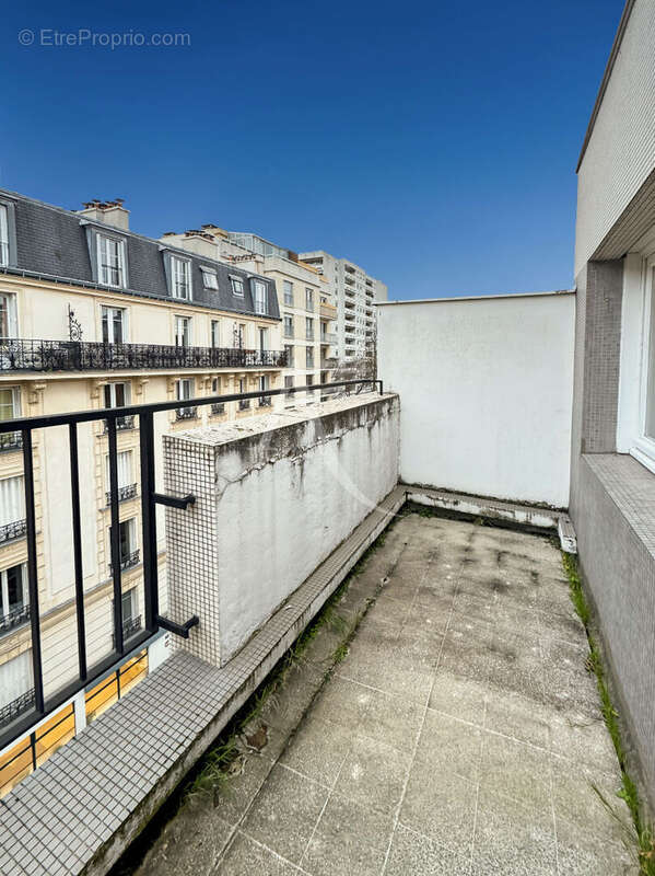 Appartement à PARIS-20E