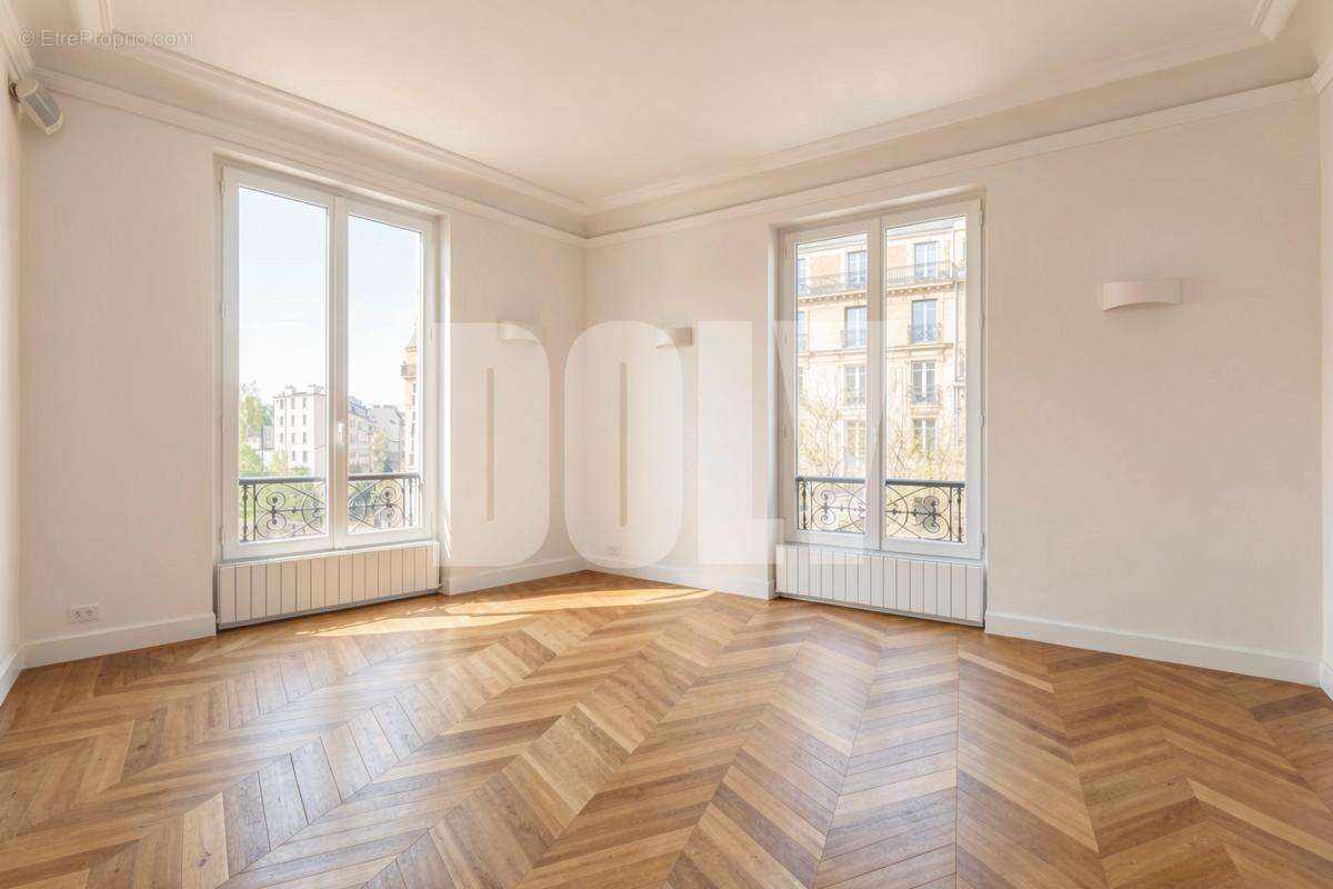 Appartement à LEVALLOIS-PERRET