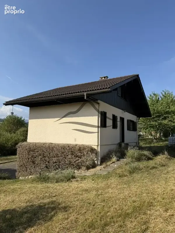 Maison de charme à réinventer sur près de 1 000 m2 : un lieu de vie ou un projet à valoriser - photo 2