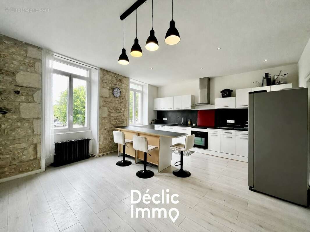 Maison à BONNEUIL-MATOURS