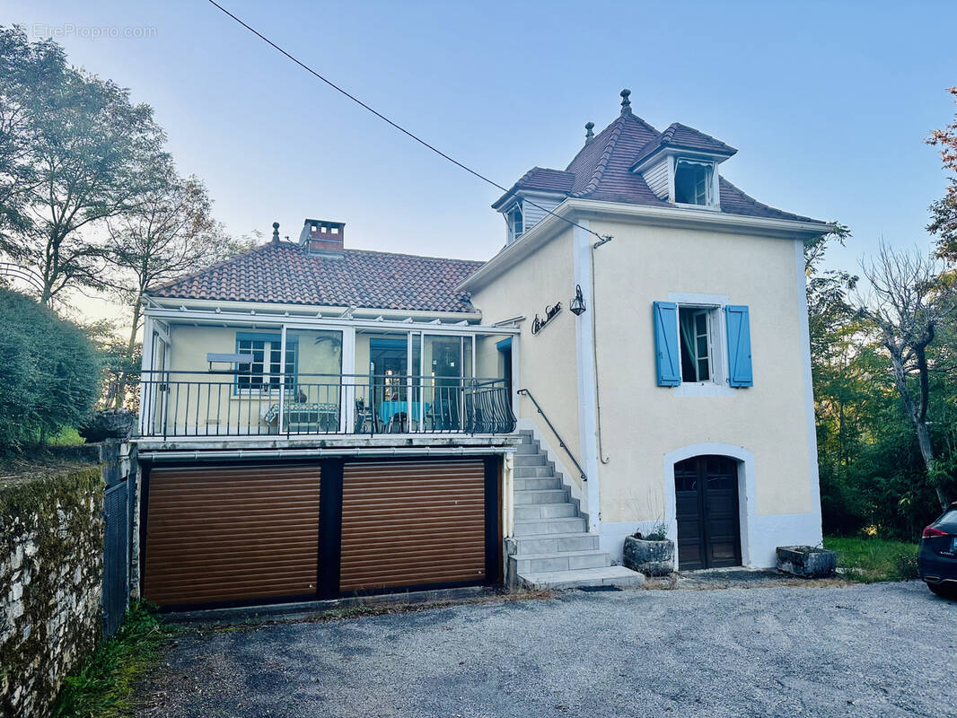Maison à FIGEAC