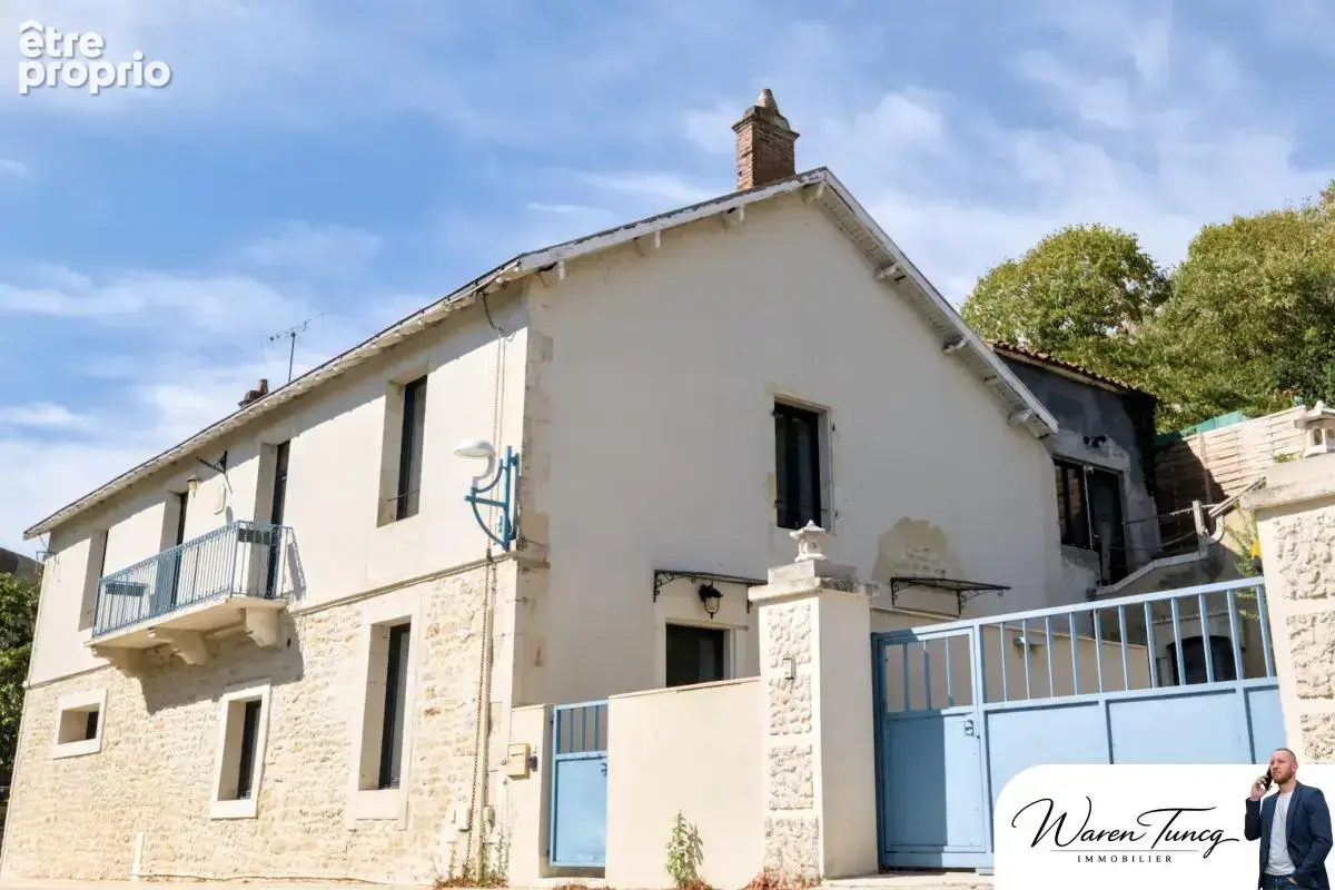 Maison avec piscine et logement locatif – Chaillé-Les-Marais (85450) - photo 4