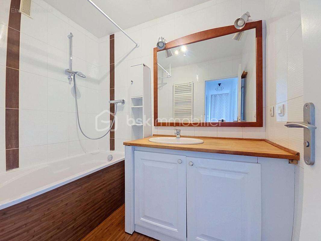Appartement F4 résidence Chanteclair - photo 11