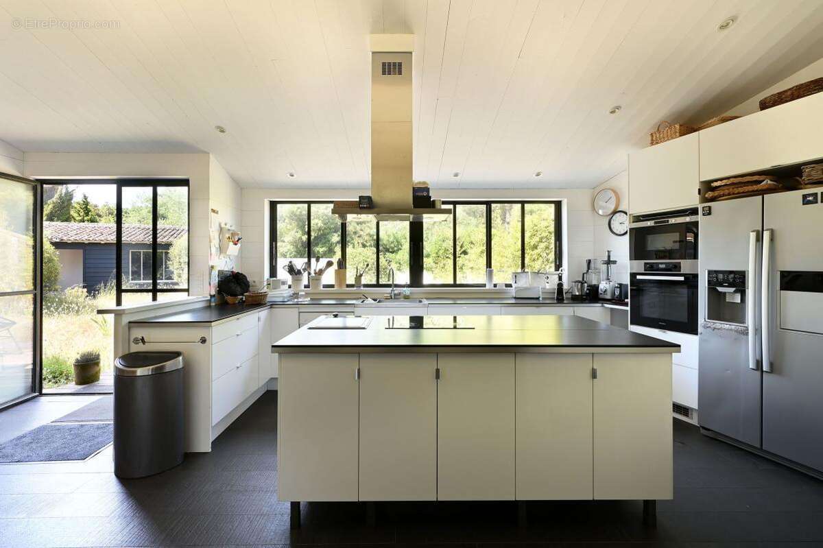 Maison à LES PORTES-EN-RE