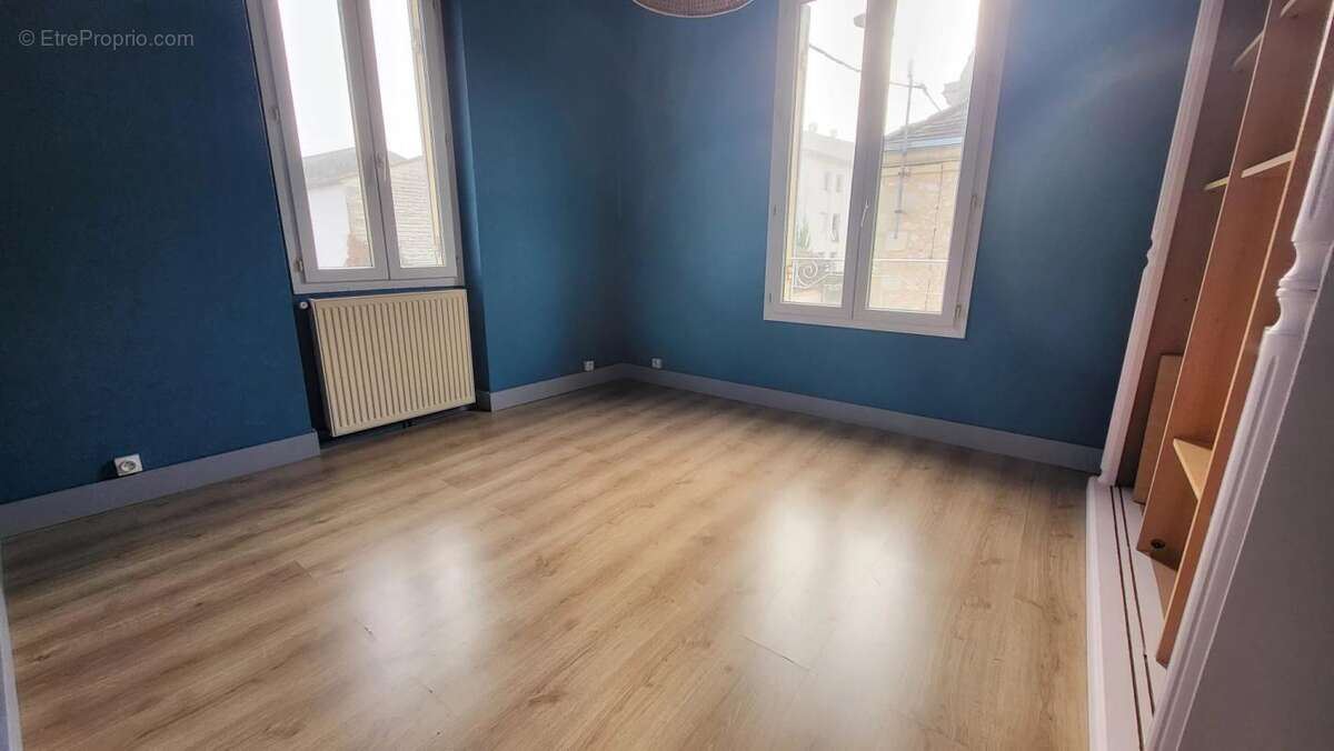 Maison à SAINTE-FOY-LA-GRANDE