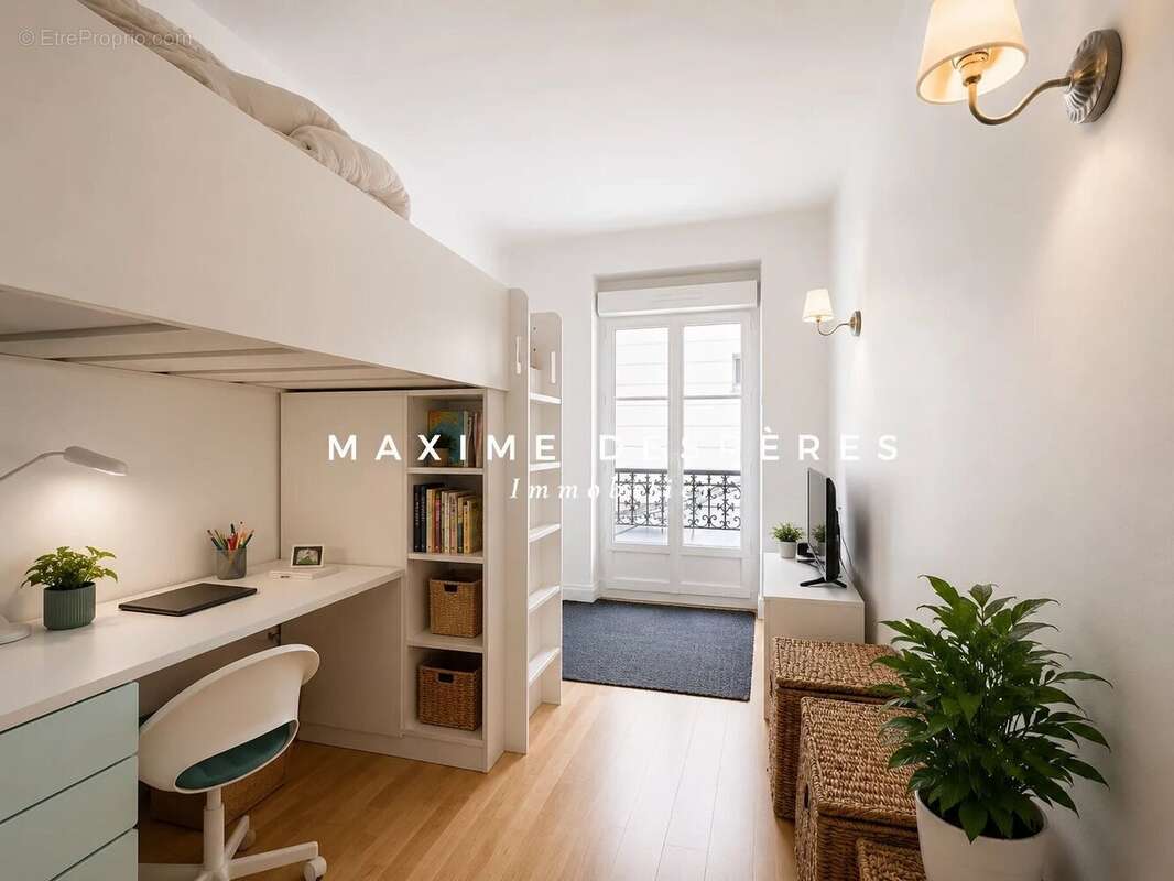 Appartement à LEVALLOIS-PERRET