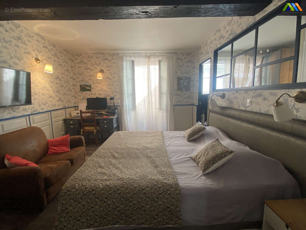 Maison 150 m² à Salies-De-Bearn  - photo 8
