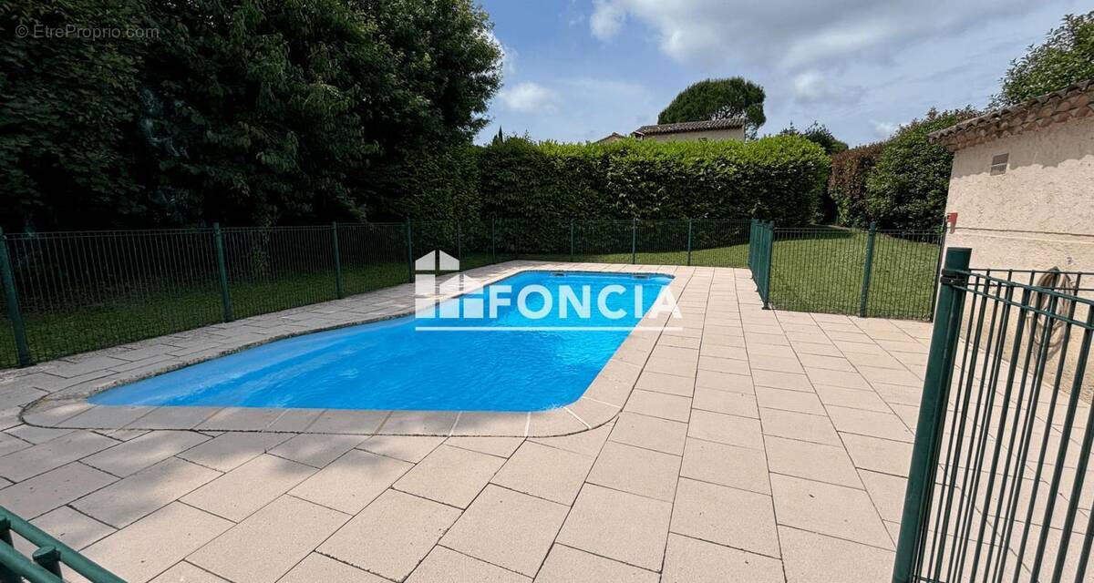 Appartement à VALBONNE