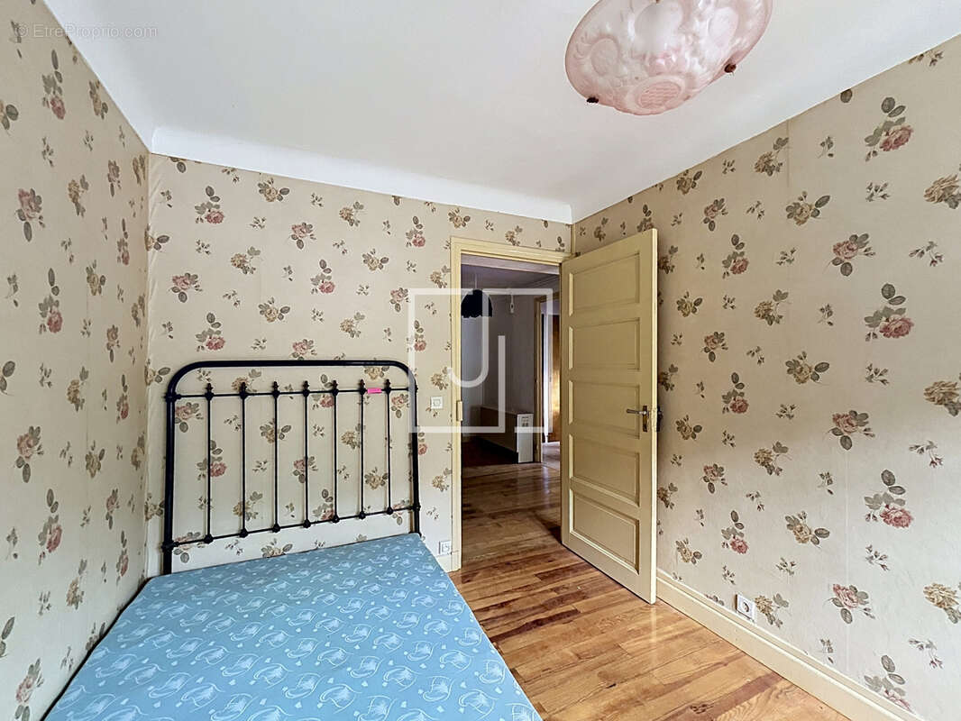 Appartement à LA CONDAMINE-CHATELARD