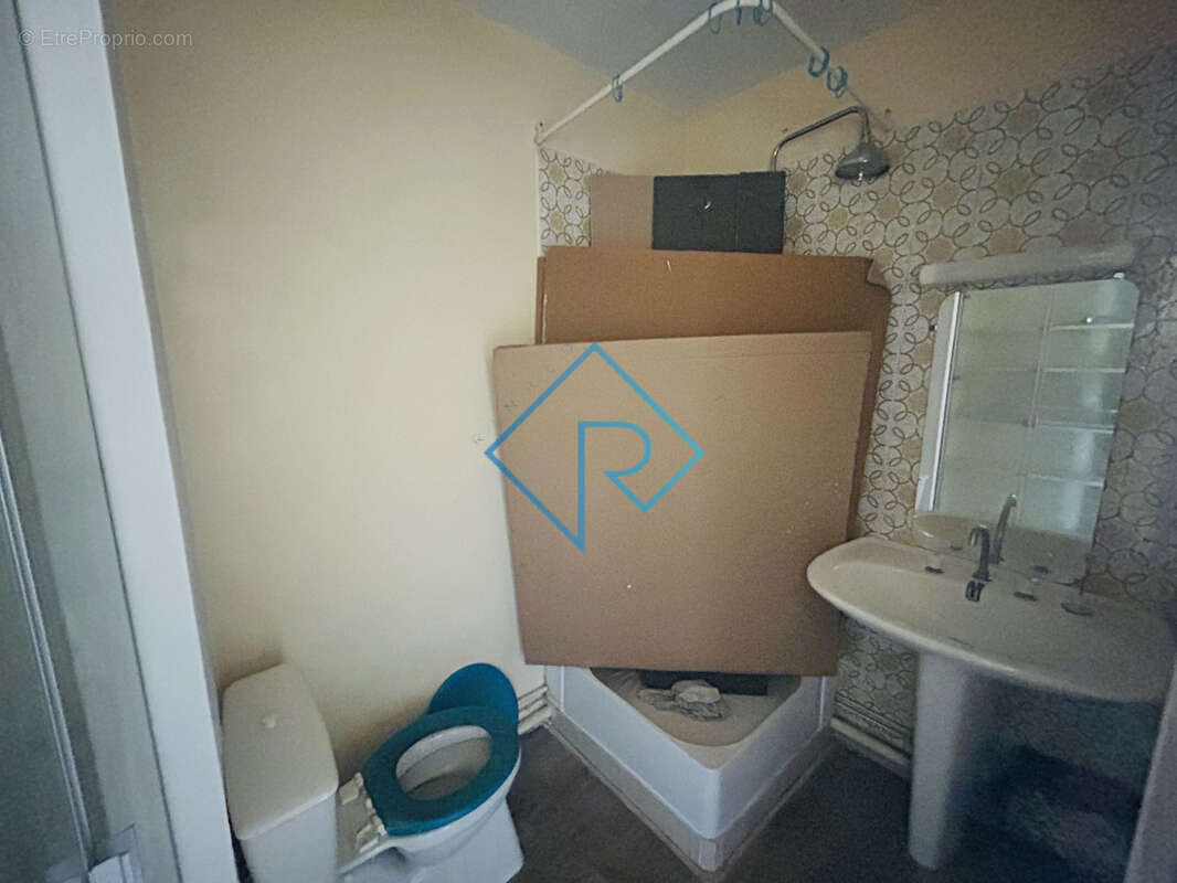 Appartement à PARIS-19E