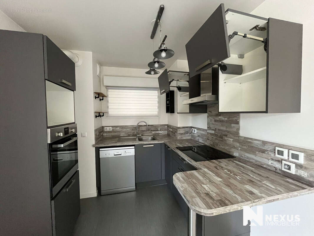 Appartement à PETIT-COURONNE