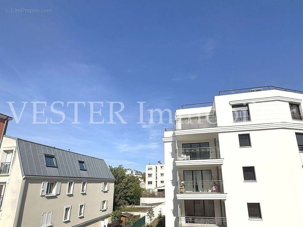 Appartement à SURESNES