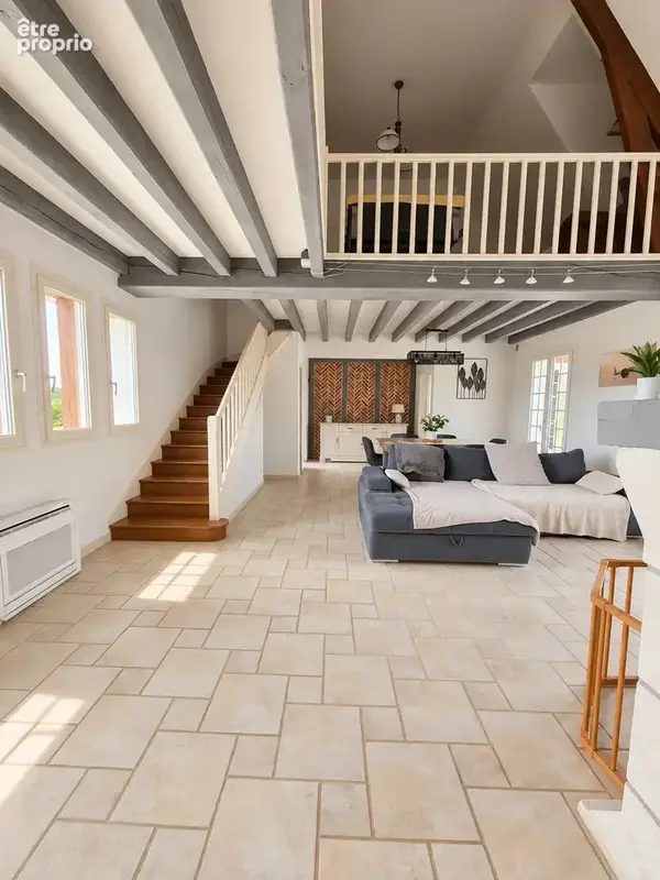 Maison 7 pièces 210 m² à vendre à Levet (18340) - photo 3