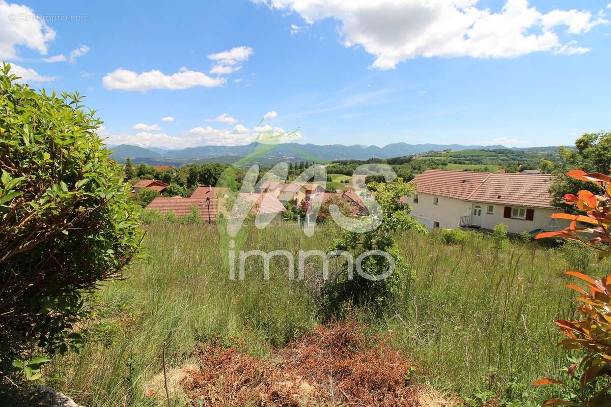 Terrain à LA FREISSINOUSE