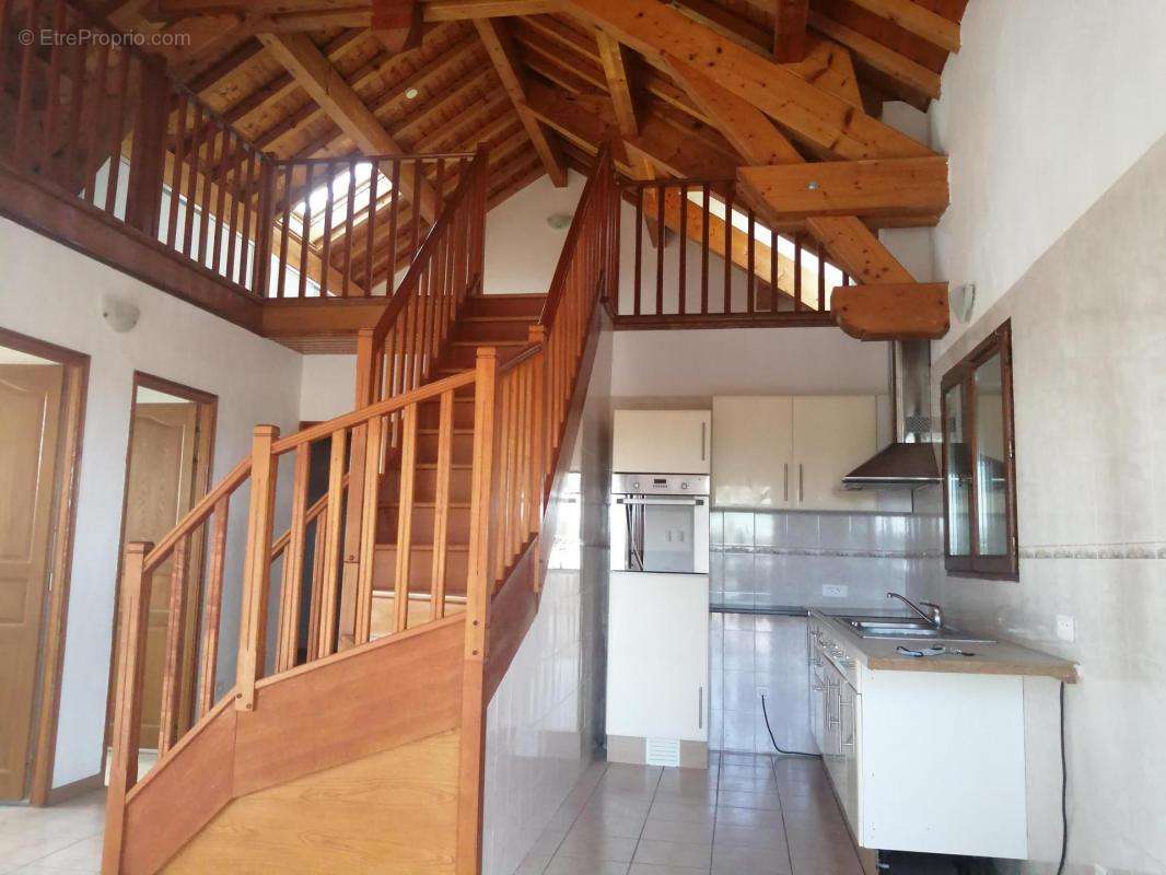 Appartement à SAVOUGES