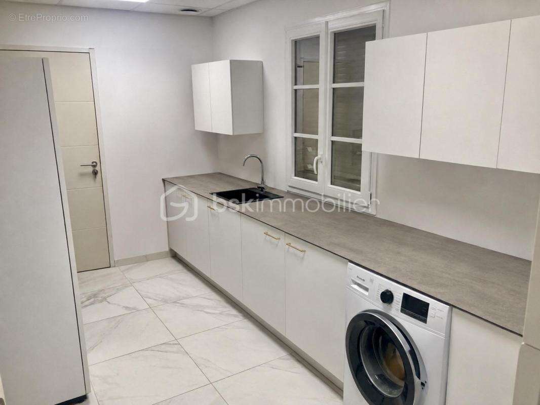 Maison neuve de 170 m² avec terrain de 1500 m2 et local - photo 9