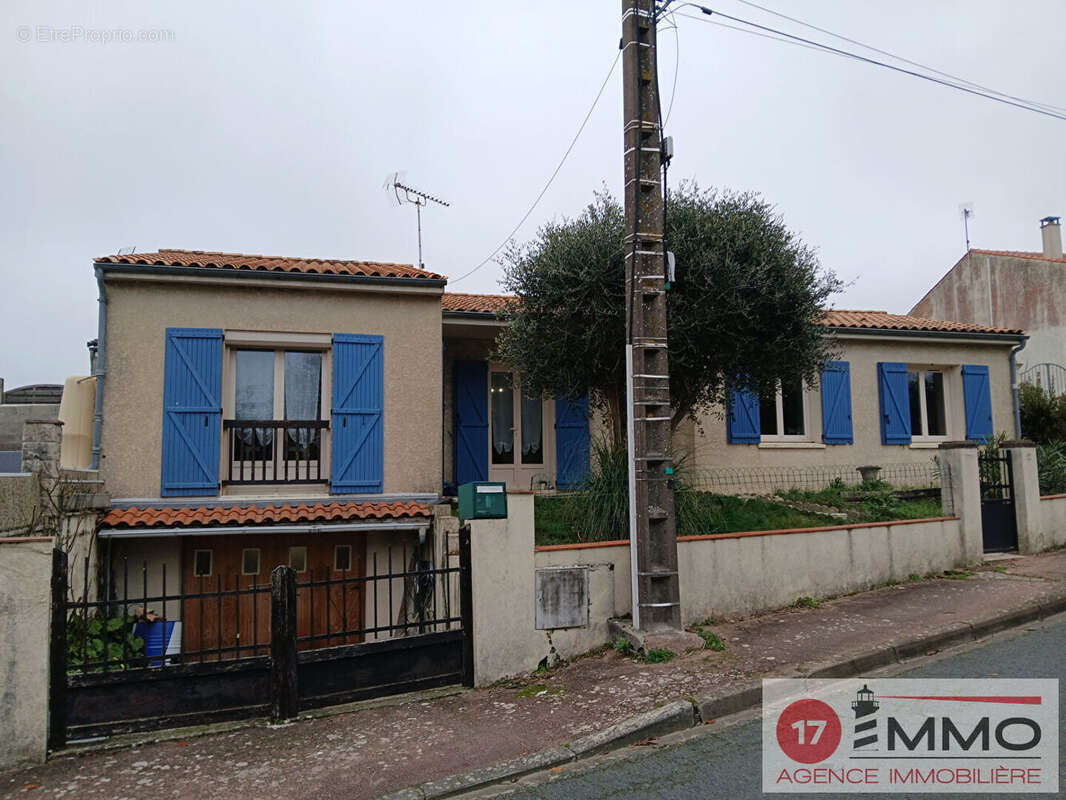 Maison à TONNAY-CHARENTE