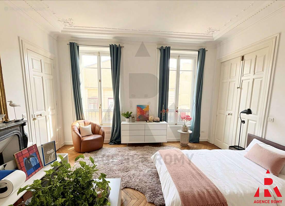Appartement à VERSAILLES