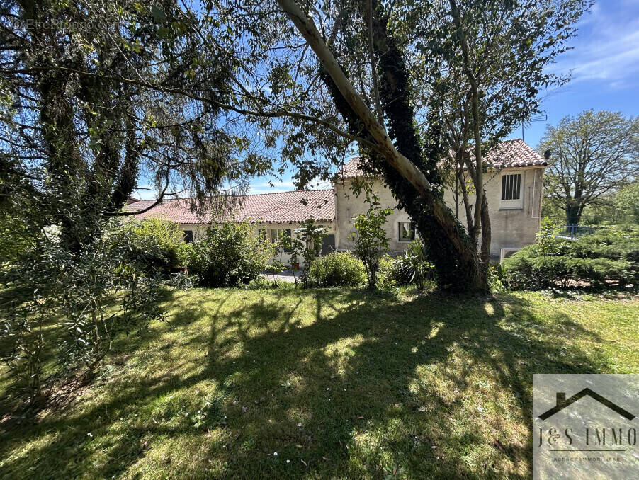 Maison à SAINT-MARY