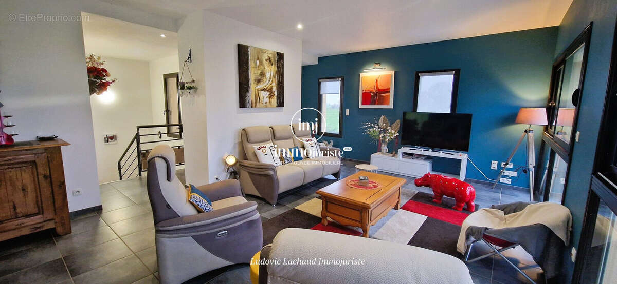 Maison 166 m² à Reygade  - photo 6