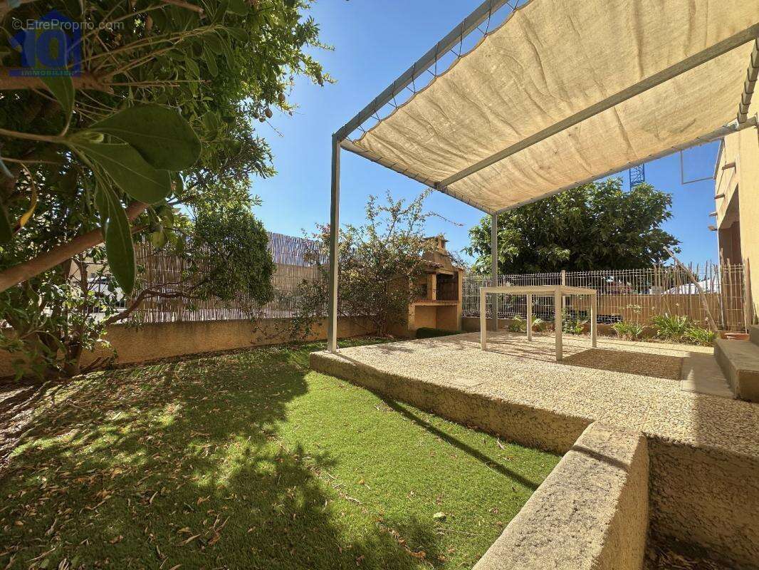 Appartement en rez-de-jardin - photo 10