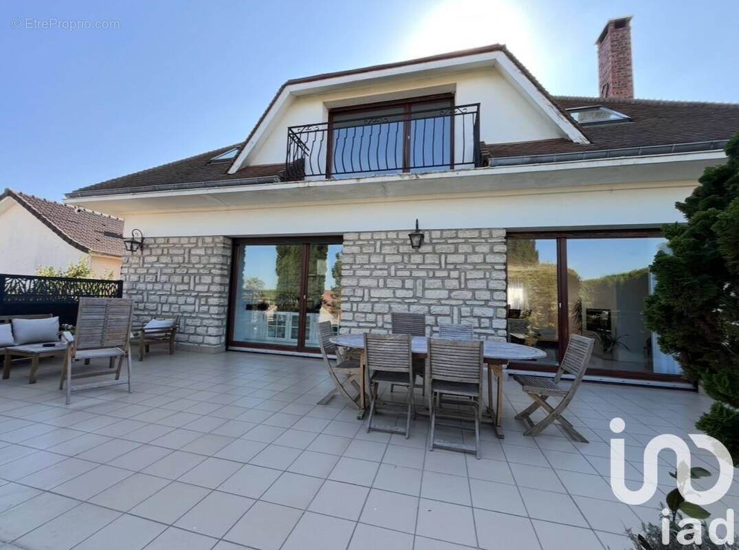 Photo 1 - Maison à NANTEUIL-LES-MEAUX