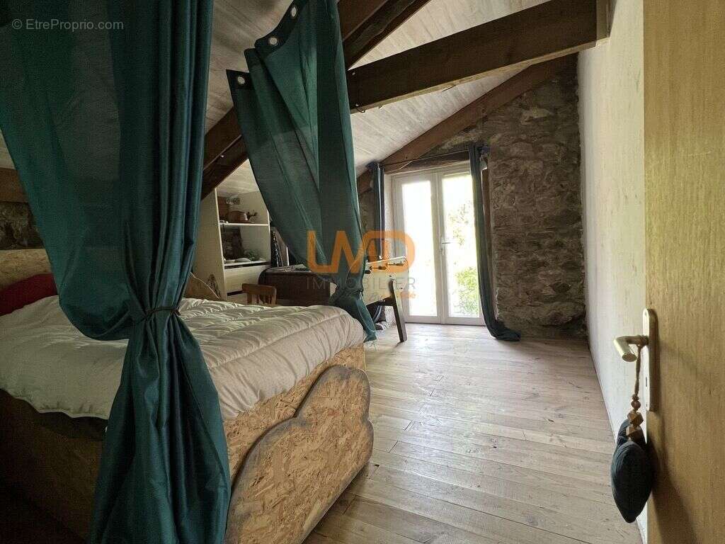 Propriété 54 hectares, rare en Ardèche - photo 11