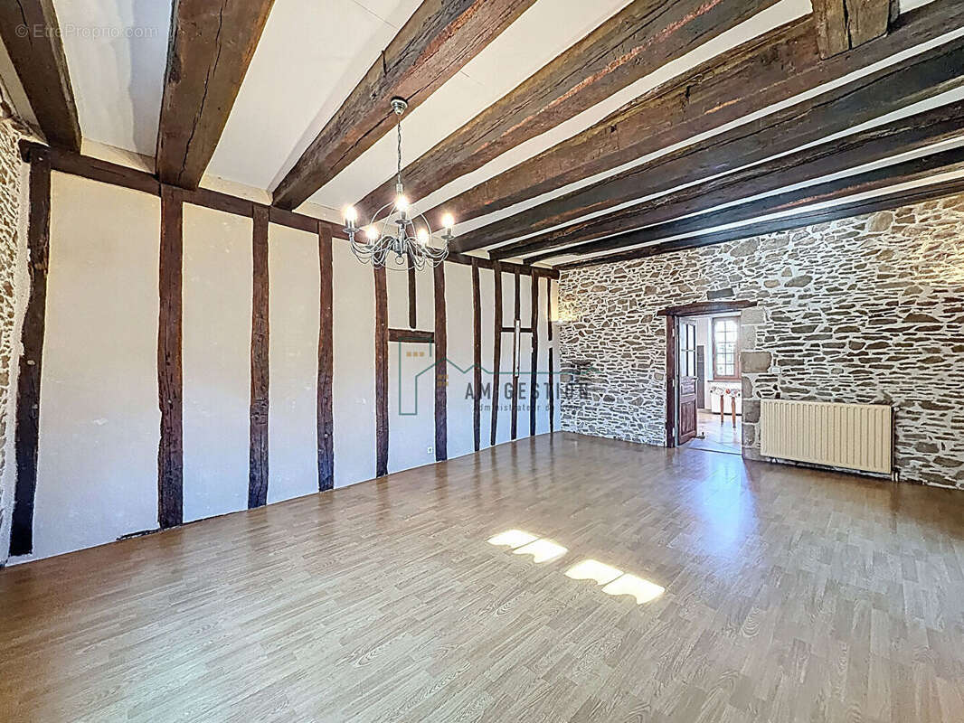 Maison à AIXE-SUR-VIENNE