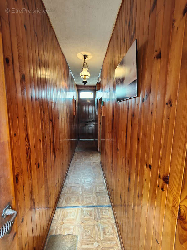 Maison à BRIENON-SUR-ARMANCON