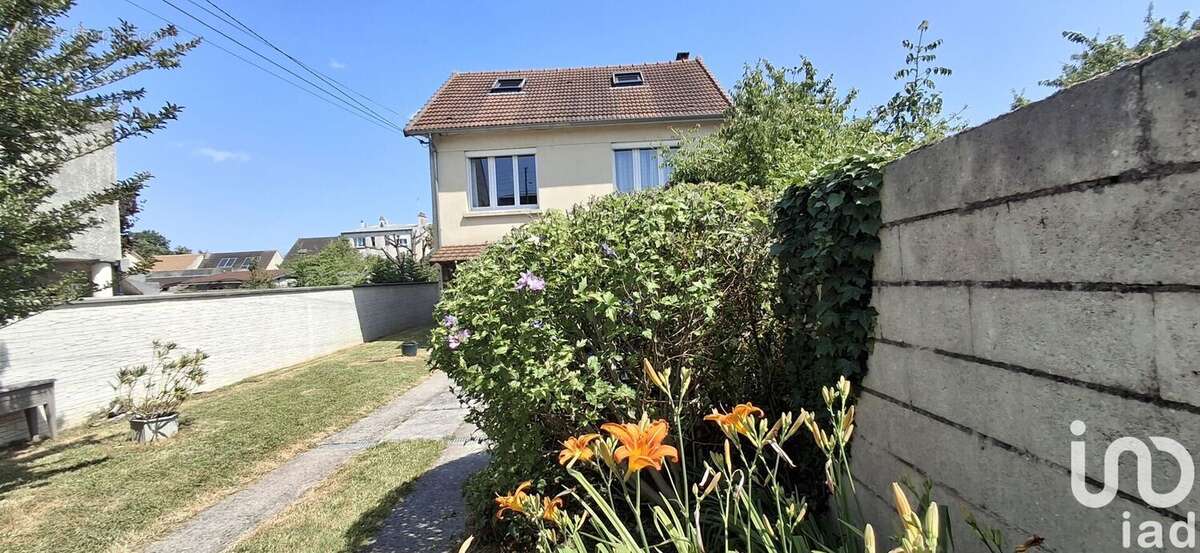 Photo 2 - Maison à MONTFERMEIL