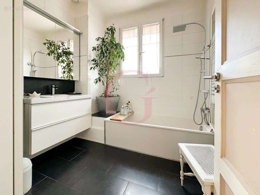 Maison à BOURG-LA-REINE