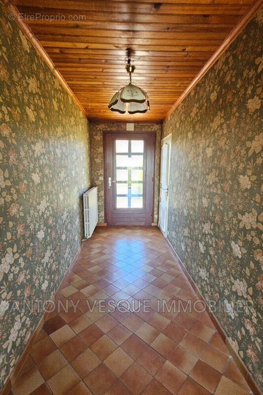Maison 120 m² à Tourville-Sur-Sienne  - photo 4
