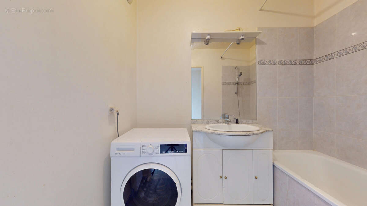 Appartement à LE PLESSIS-PATE