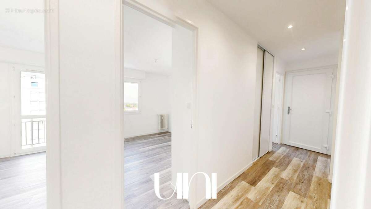Appartement à MONDEVILLE