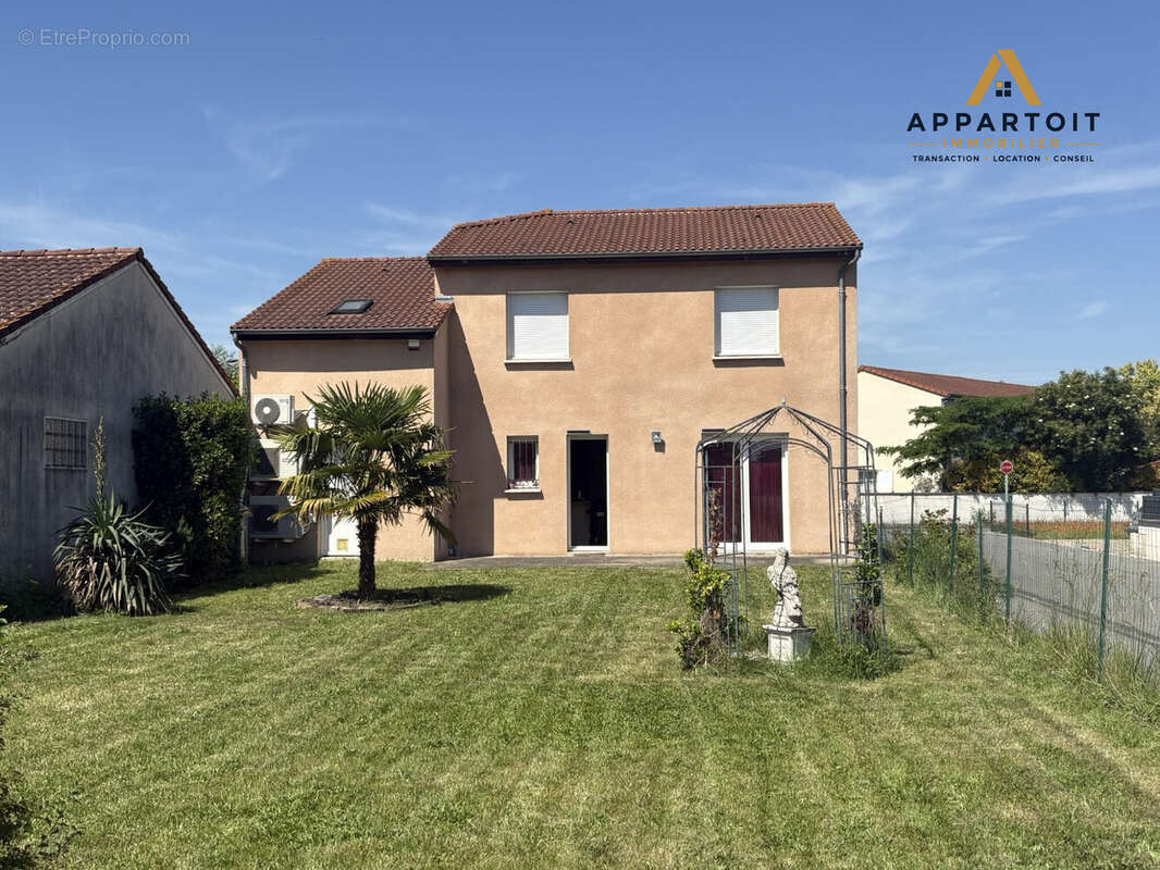 Maison 127 m² à Ennezat  - photo 3