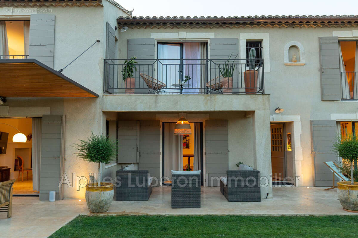 Maison à EYGALIERES