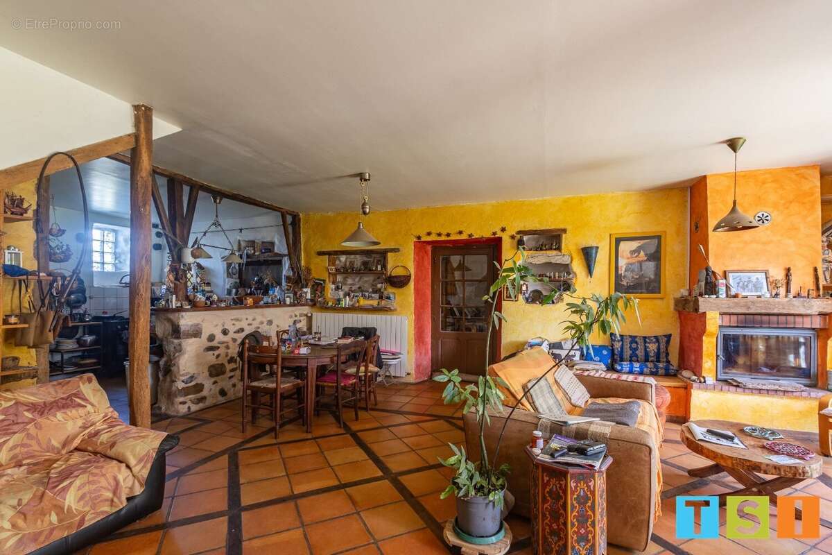 Maison à LA BASTIDE-DU-SALAT