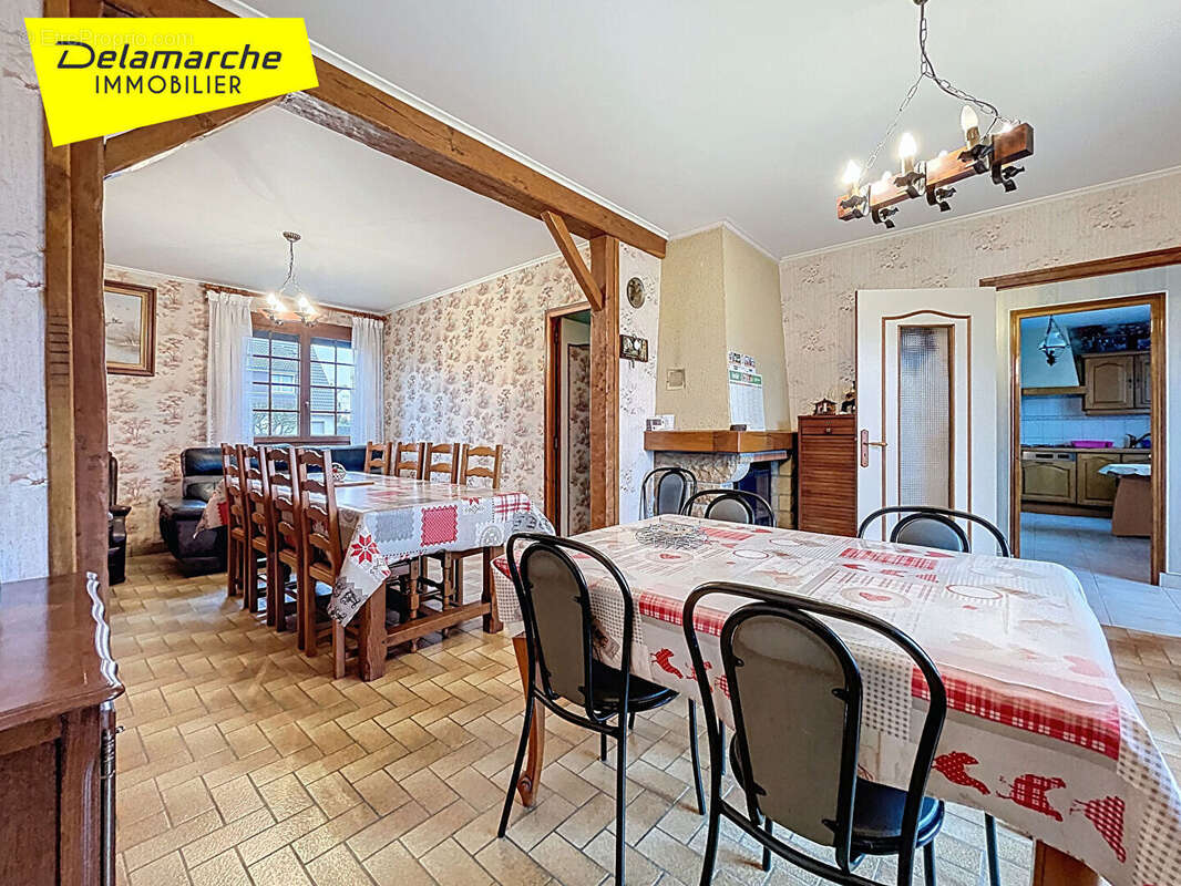 Maison à LA HAYE-PESNEL