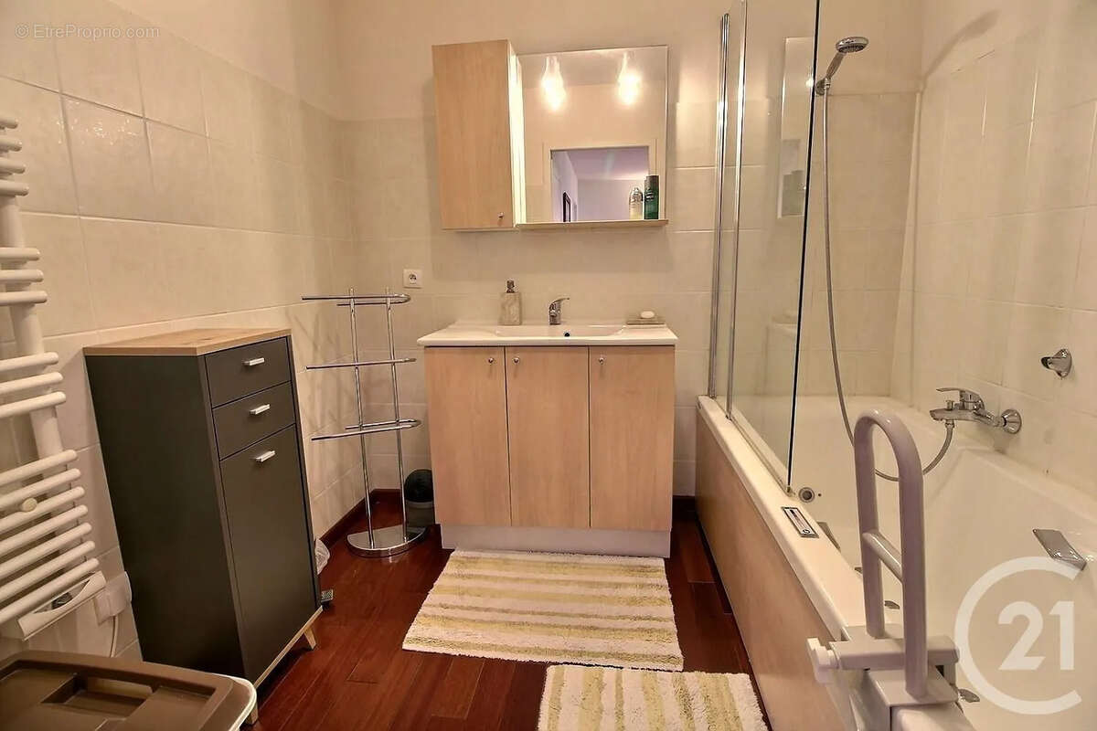 Appartement à EVIAN-LES-BAINS