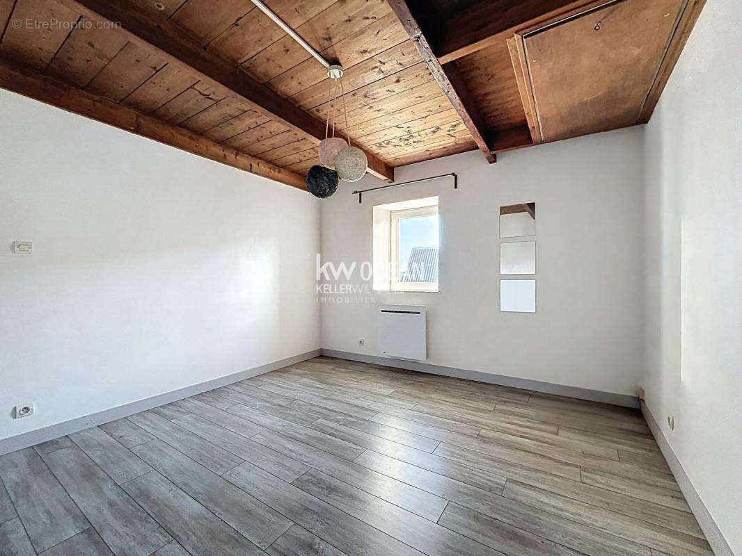 Maison à SAINT-URBAIN