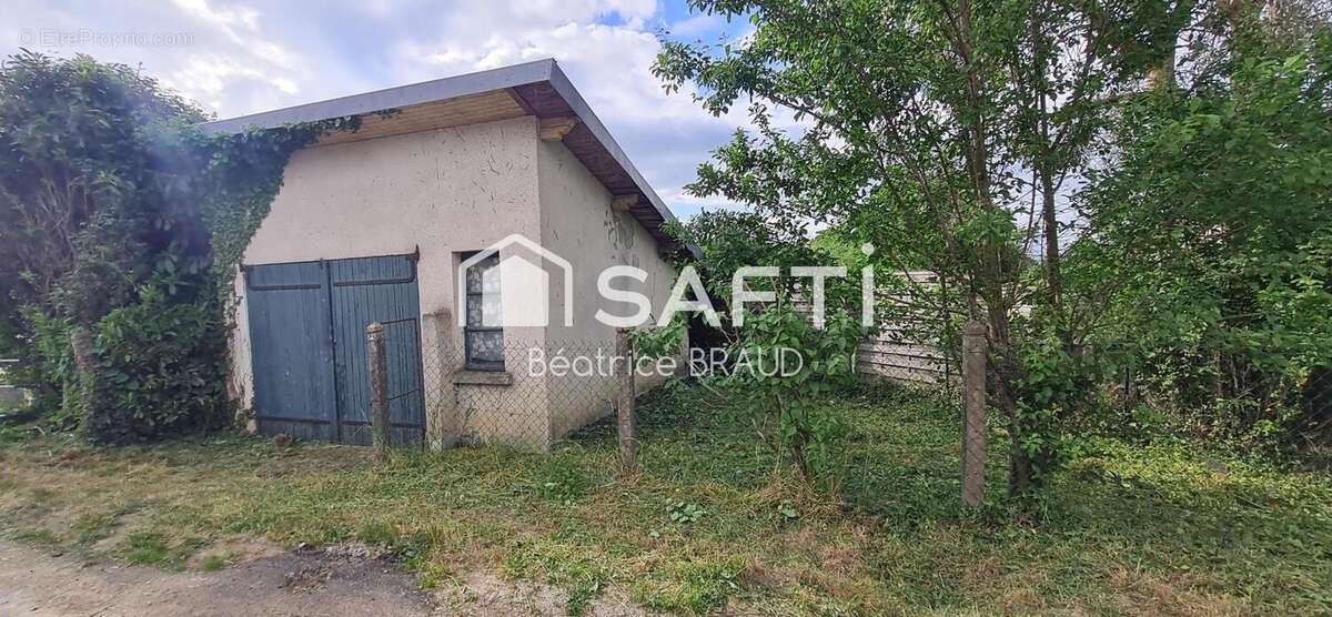Maison 109 m² à Saint-Martin-De-Jussac  - photo 2