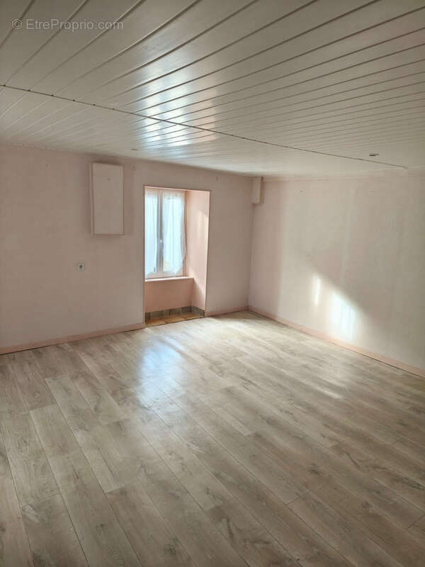 Maison à SAINTE-FLORINE