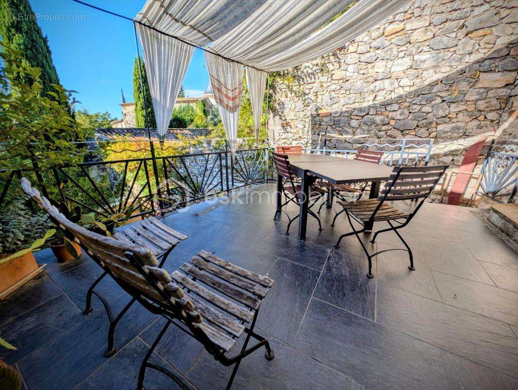 Maison à AUBUSSARGUES