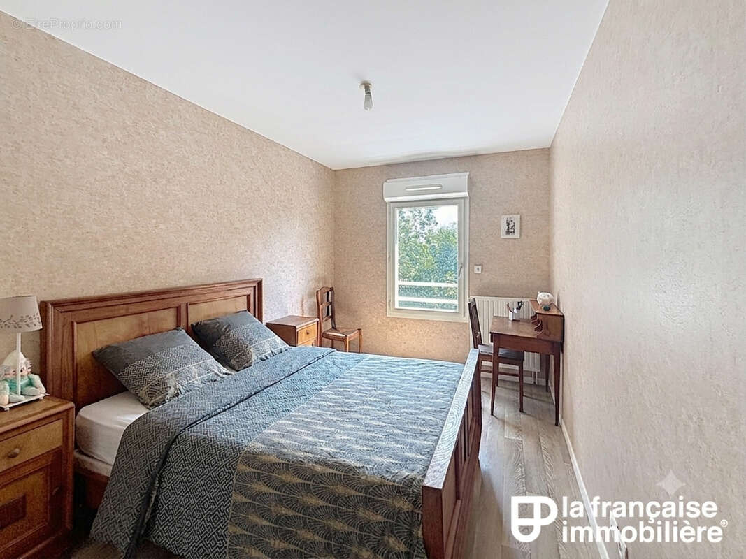 Appartement  duplex 82m²  -  3 chambres -  Garage fermé - Thorigné-Fouillard - photo 5