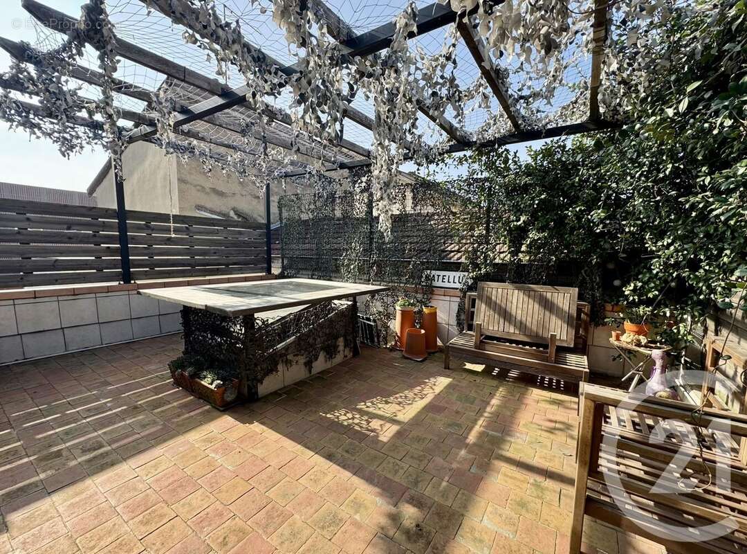 Maison à VILLEURBANNE