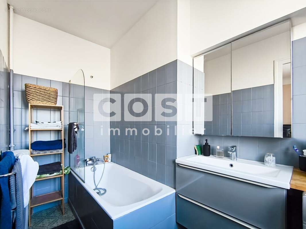Appartement à ASNIERES-SUR-SEINE
