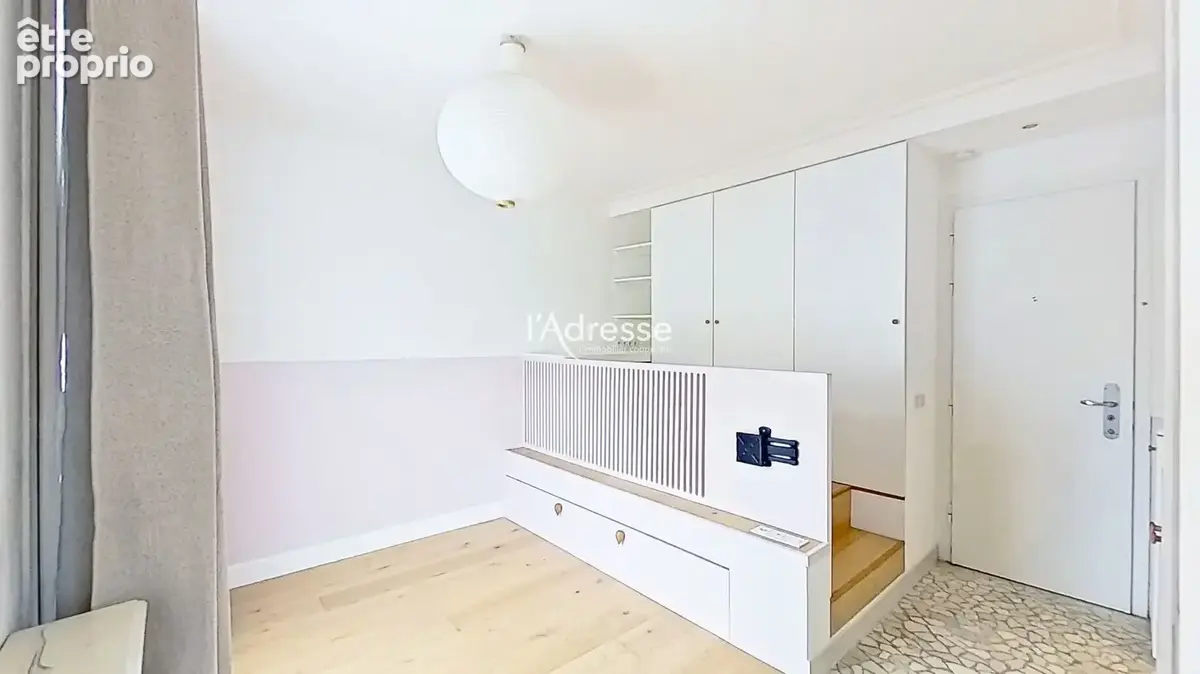Studio de 22 m2 en étage élevé avec Balcon/Terrasse ! - photo 3