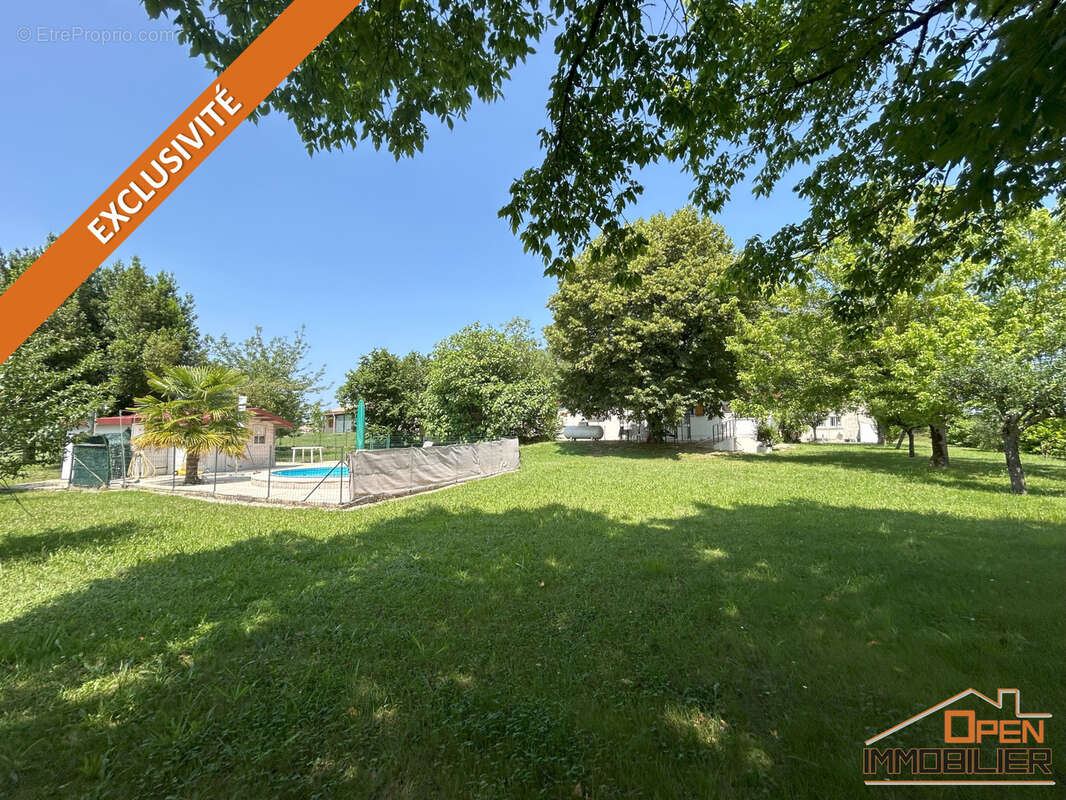 Maison à NADAILLAC-DE-ROUGE